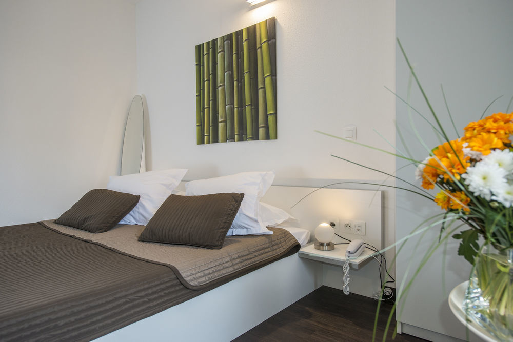 Les Capucines Bed & Breakfast Abbeville Eksteriør bilde