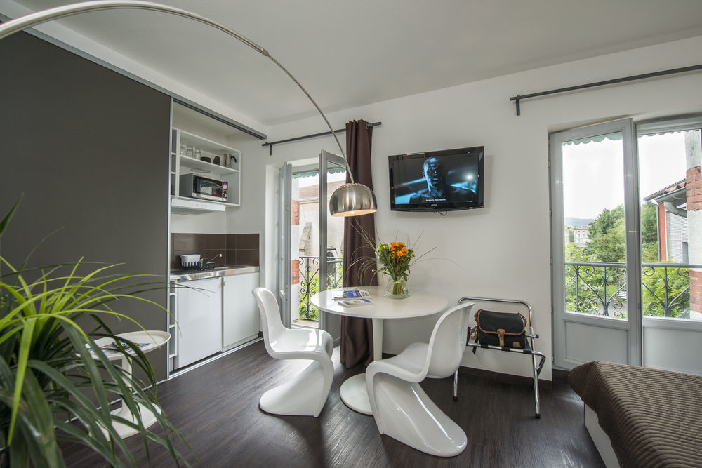 Les Capucines Bed & Breakfast Abbeville Eksteriør bilde