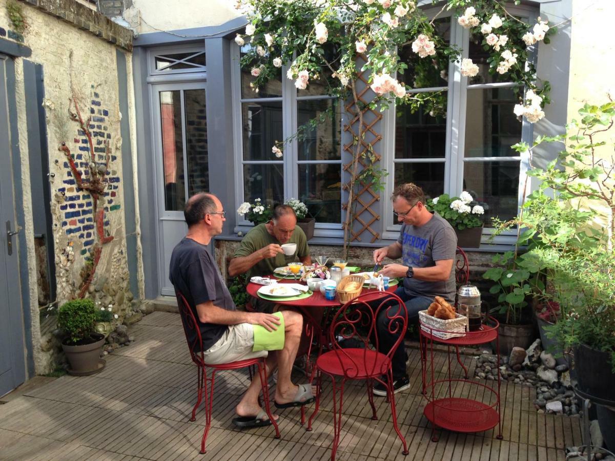 Les Capucines Bed & Breakfast Abbeville Eksteriør bilde